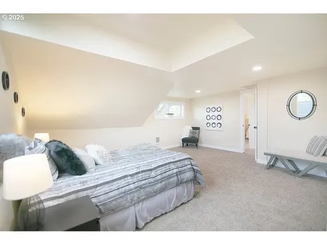 1214 S 5th Avenue Kelso WA 98626