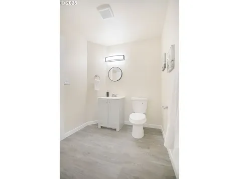 1214 S 5th Avenue Kelso WA 98626