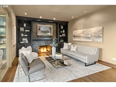 1592 View Lake Court Lake Oswego OR 97034
