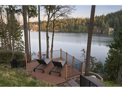 1592 View Lake Court Lake Oswego OR 97034
