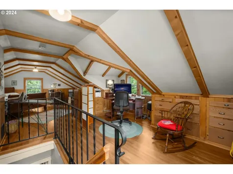 7298 SW Capitol Hill Road Portland OR 97219