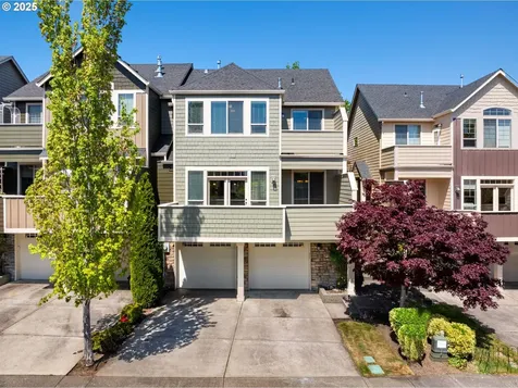 765 W U Street Washougal WA 98671