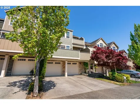 765 W U Street Washougal WA 98671