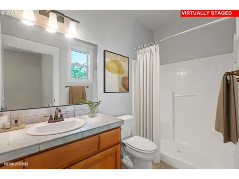 765 W U Street Washougal WA 98671