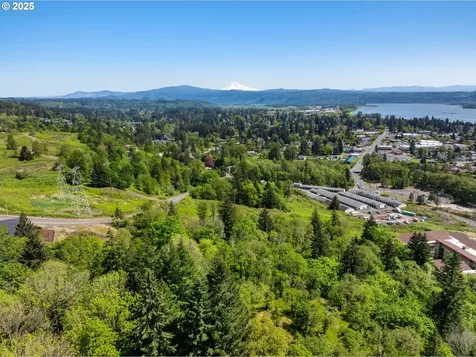 765 W U Street Washougal WA 98671