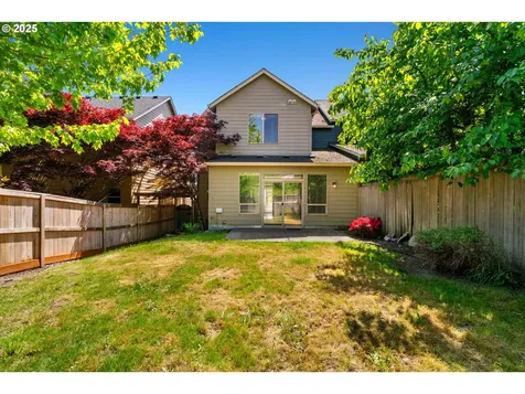 765 W U Street Washougal WA 98671
