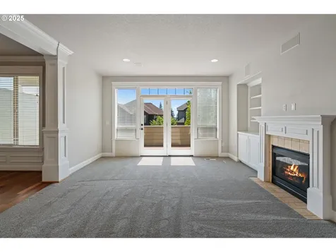 765 W U Street Washougal WA 98671