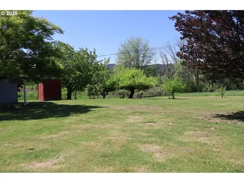 5659 SW Spring Hill Road Gaston OR 97119