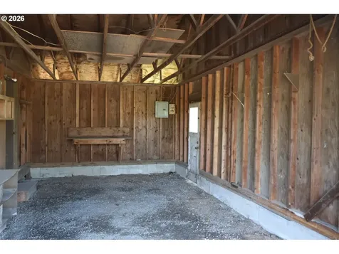 5659 SW Spring Hill Road Gaston OR 97119