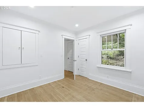 2790 SW Montgomery Drive Portland OR 97201