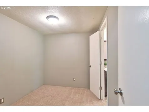 310 Cottonwood Street Gaston OR 97119