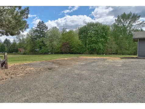310 Cottonwood Street Gaston OR 97119