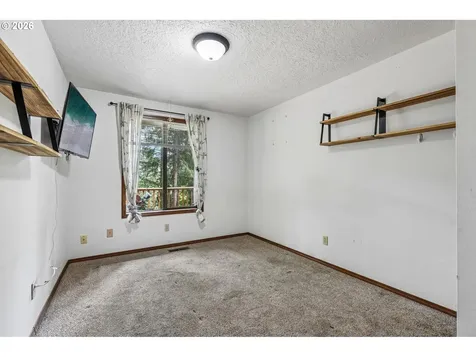 13620 SW Fern Street Portland OR 97223