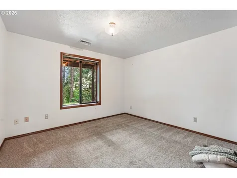 13620 SW Fern Street Portland OR 97223