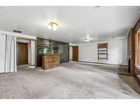 13620 SW Fern Street Portland OR 97223