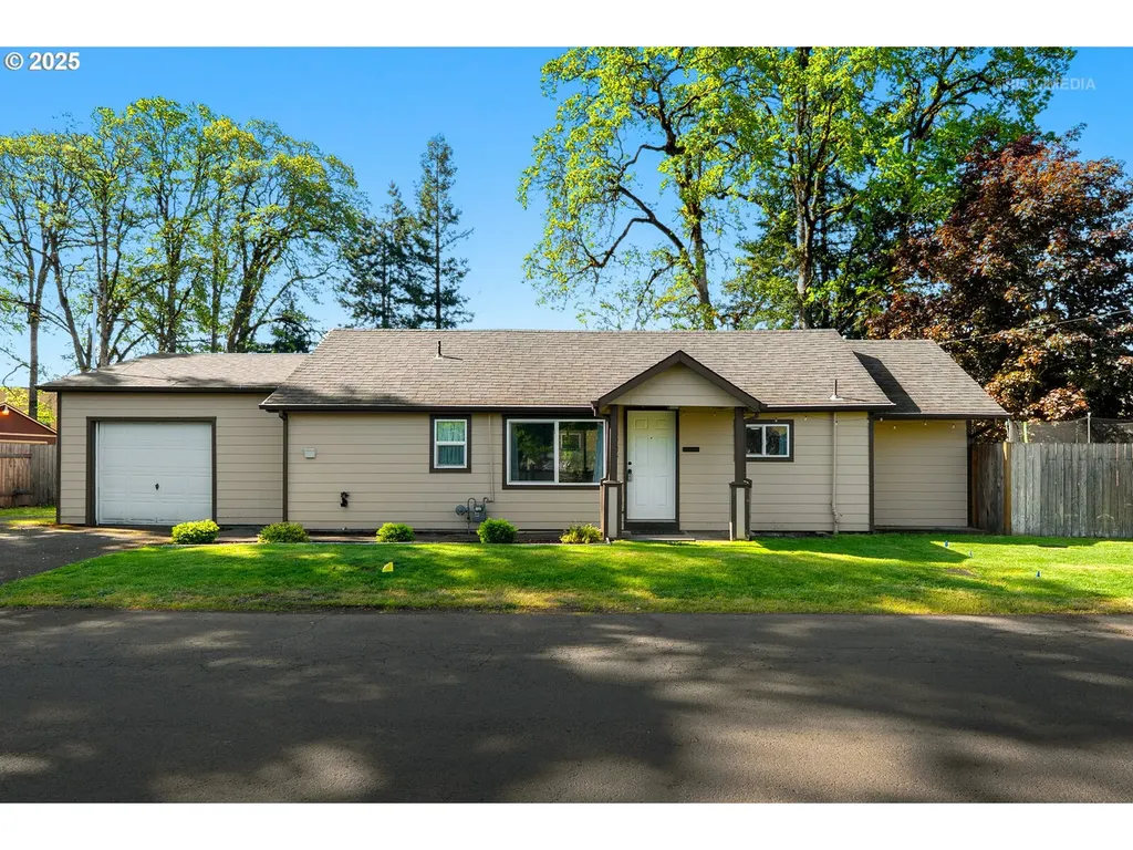 1427 N Davis Street Cornelius OR 97113