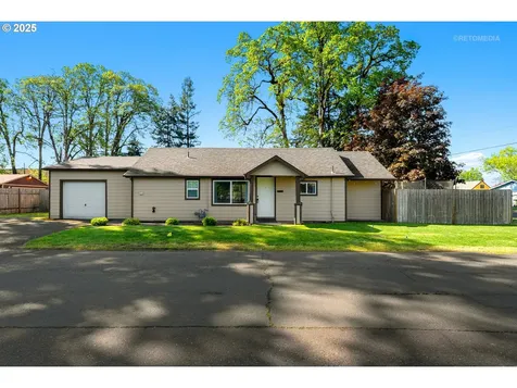 1427 N Davis Street Cornelius OR 97113