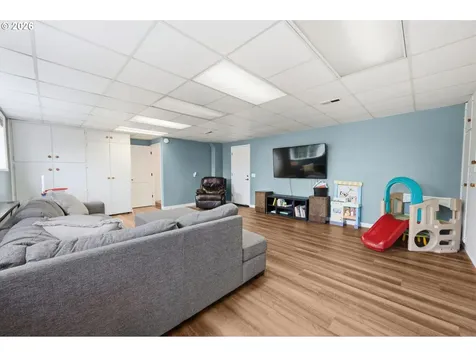 2439 Quince Street Eugene OR 97404