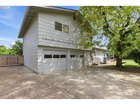 2439 Quince Street Eugene OR 97404