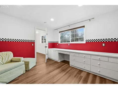 2439 Quince Street Eugene OR 97404
