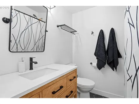 2439 Quince Street Eugene OR 97404