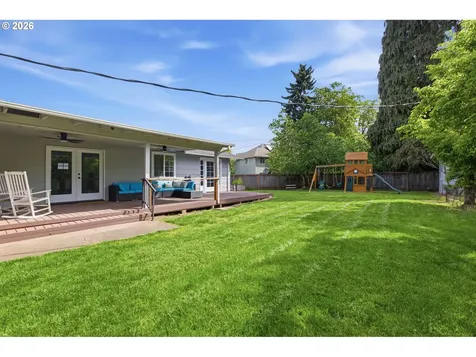 2439 Quince Street Eugene OR 97404