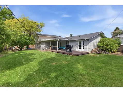 2439 Quince Street Eugene OR 97404