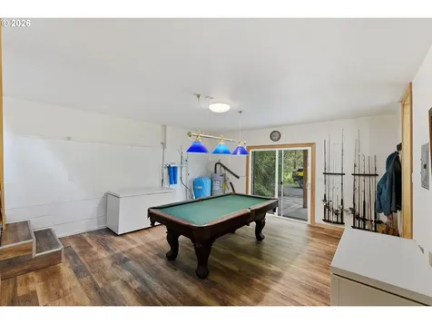 96863 Larson Lane North Bend OR 97459