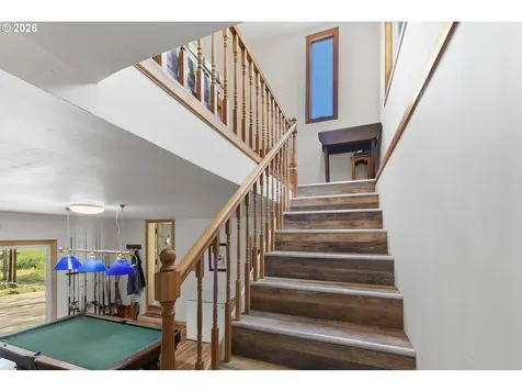 96863 Larson Lane North Bend OR 97459