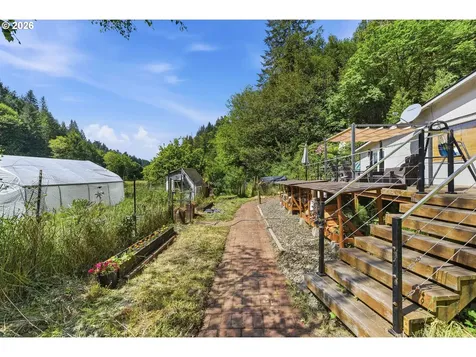 96863 Larson Lane North Bend OR 97459