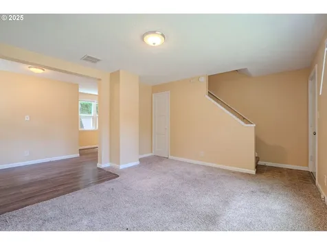 3211 E 17th Street Vancouver WA 98661