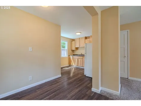 3211 E 17th Street Vancouver WA 98661