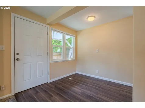 3211 E 17th Street Vancouver WA 98661