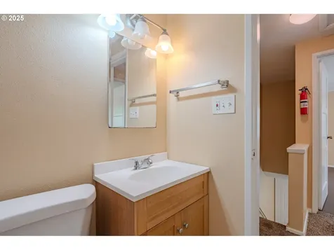 3211 E 17th Street Vancouver WA 98661