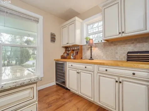 336 N 5th Street Carlton OR 97111