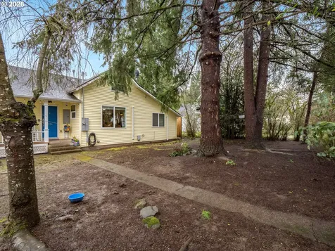 336 N 5th Street Carlton OR 97111