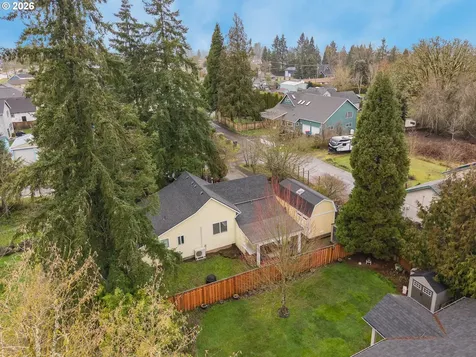 336 N 5th Street Carlton OR 97111