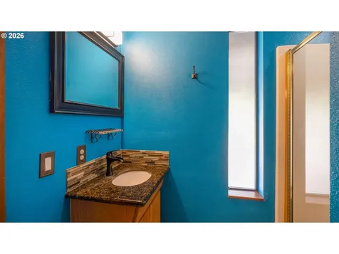 115 Legacy Drive Woodland WA 98674