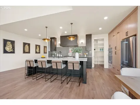 750 N V Street Washougal WA 98671