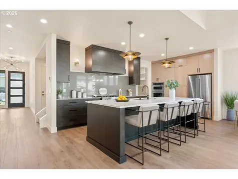 750 N V Street Washougal WA 98671