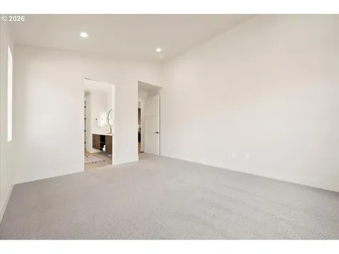 750 N V Street Washougal WA 98671