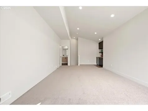 750 N V Street Washougal WA 98671