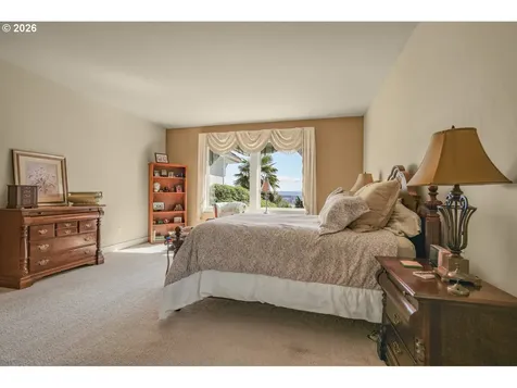 211 Alderwood Drive Chehalis WA 98532
