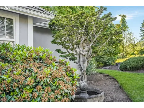 211 Alderwood Drive Chehalis WA 98532