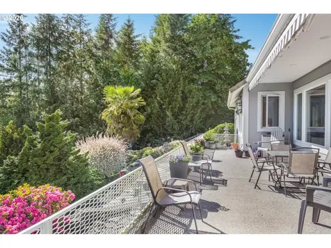 211 Alderwood Drive Chehalis WA 98532