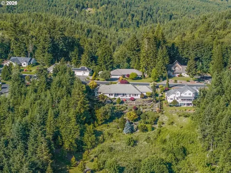 211 Alderwood Drive Chehalis WA 98532