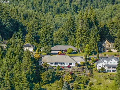 211 Alderwood Drive Chehalis WA 98532