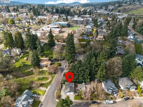 1235 11th Street West Linn OR 97068