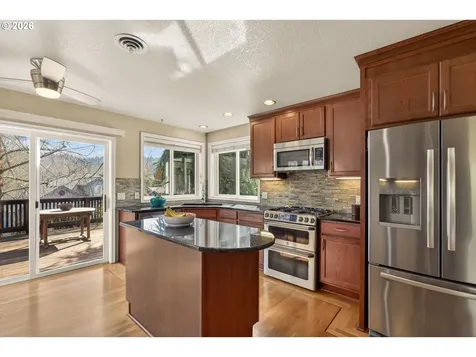 1235 11th Street West Linn OR 97068