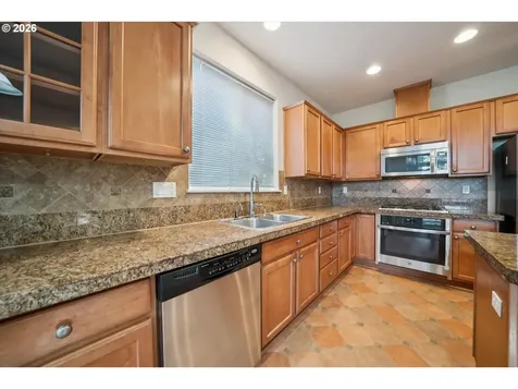 3780 SE Belle Oak Avenue Hillsboro OR 97123